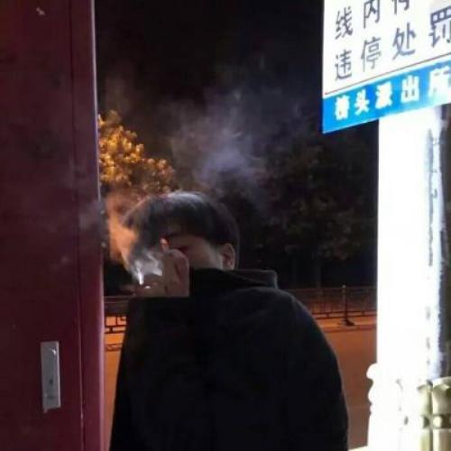 高清帅气男生头像图片大全，酷酷的真人头像男生图片推荐-19