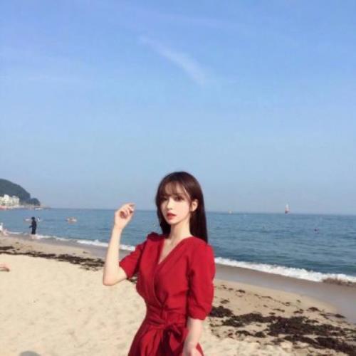 海边女性头像素材-清新蓝色海边美女图片-8