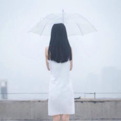 高清雨天悲伤头像，伤感孤独的雨天意境图片头像-5