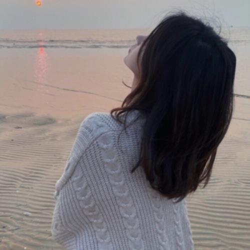 2025年清新自然女生微信头像推荐-10