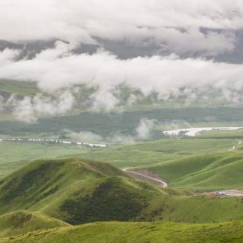 清新绿色草原牧场头像图片，适合做头像的草原风景图片 - 完美草原风景头像图片免费下载-12