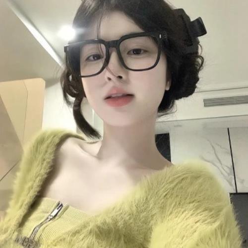 高清美女头像正脸照片，漂亮女生清晰正脸照片-12